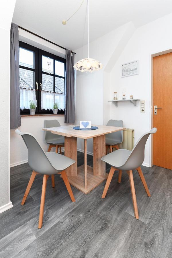 Ferienwohnung Seepferdchen Im Wohnpark Werdum Exterior photo